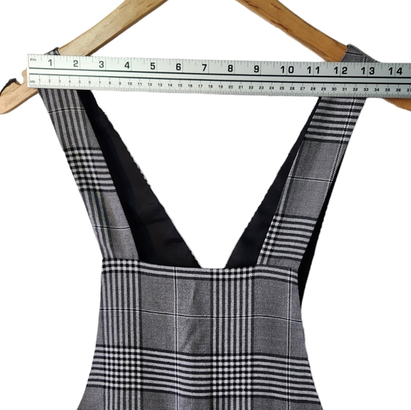 Ardene | Women's Slip-On Plaid Overalls Size M - Picture 9 of 14